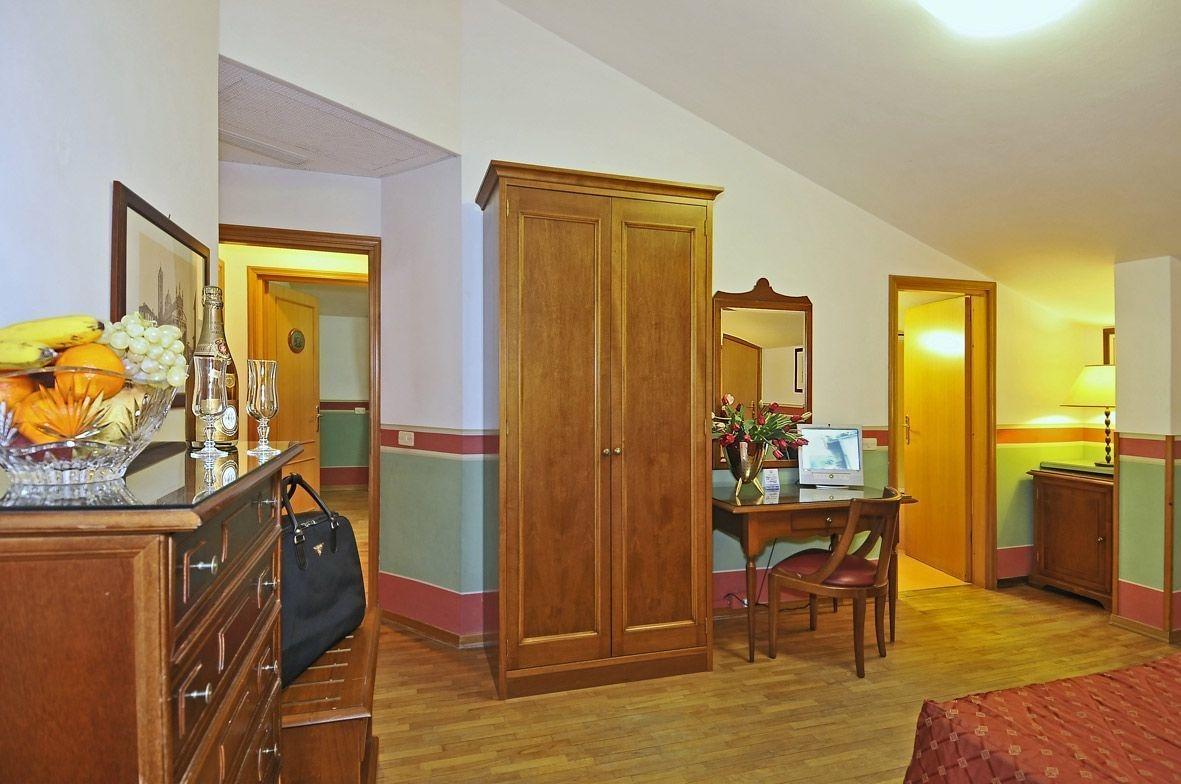 Europa Hotel 4*